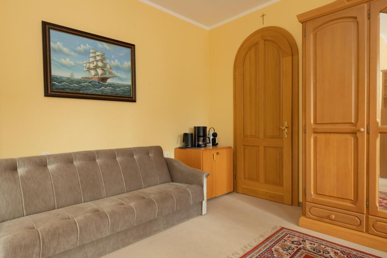 Pod Lwem Apartman Pobierowo Kültér fotó