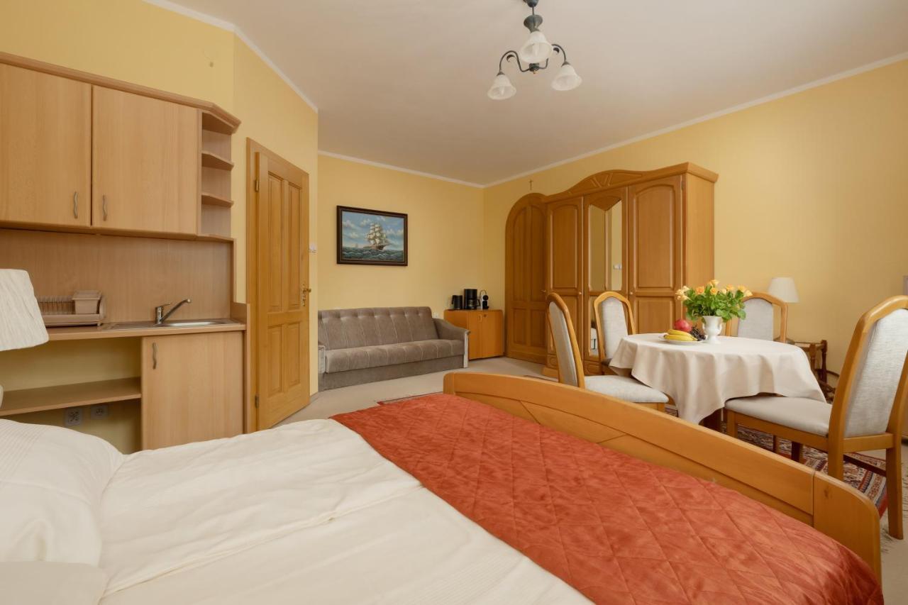 Pod Lwem Apartman Pobierowo Kültér fotó